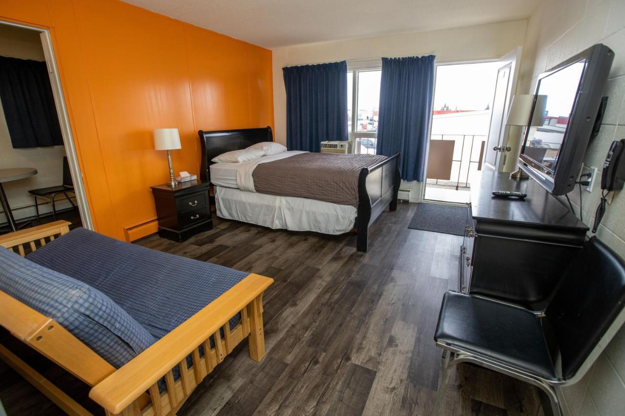 Camrose Motel Exterior photo